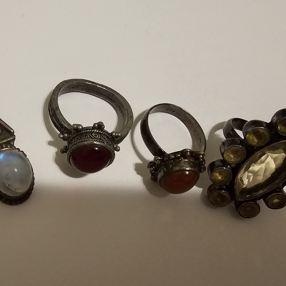 Bundle - Rings & Pendant - Picture 9 of 10
